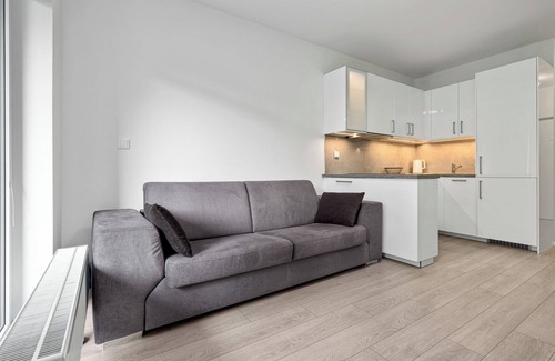 Nove Mesto Apartment | Terrace Vibes Studio, private parking, top location