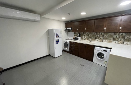 Al Aqrabiyah Apartment | Terrace View 1 - Serviced Apartment