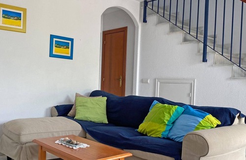 Conil de la Frontera City Center Cottage | Terraced house in tranquil location in Conil center, sleeps 4.