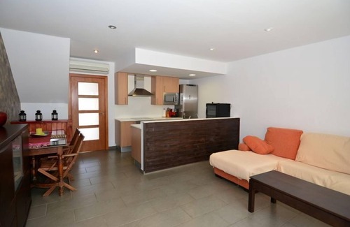 El Roc de Sant Gaieta House | Terraced house with private pool and terrace