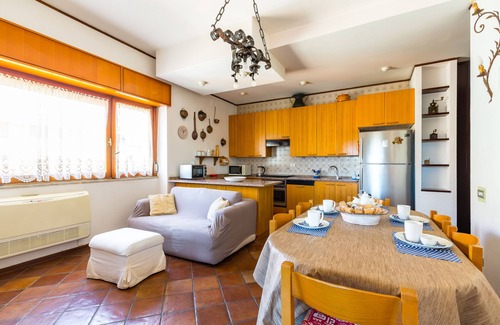 Arenella Apartment | Terrazza 30 by Napoliapartments