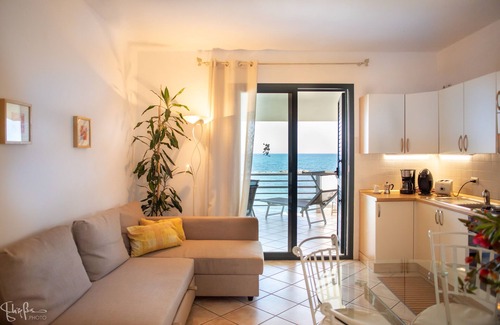Sarroch Apartment | Terrazza sul Mare
