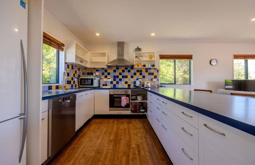 Wanaka House | Terrific views on Totara