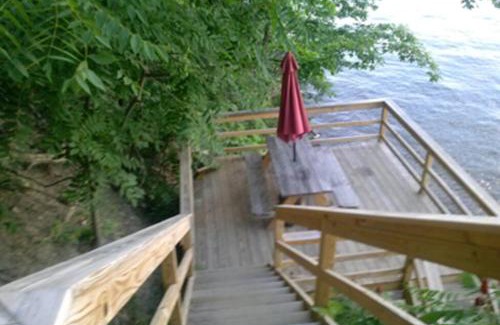 Hammondsport House | Terry Hill Lodges and Suites
