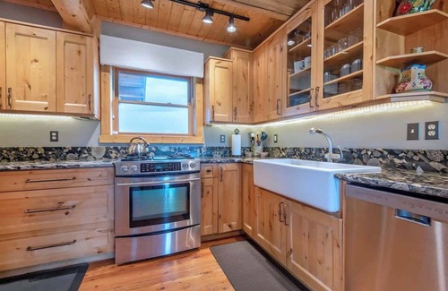 Driggs House | Teton Dreams Log Cabin with Teton Views & Hot Tub