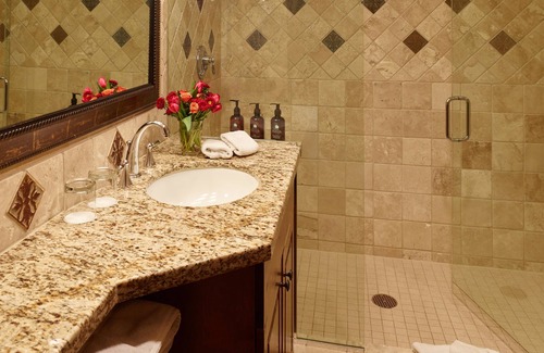 Teton Village Resort | Teton Mountain Lodge and Spa