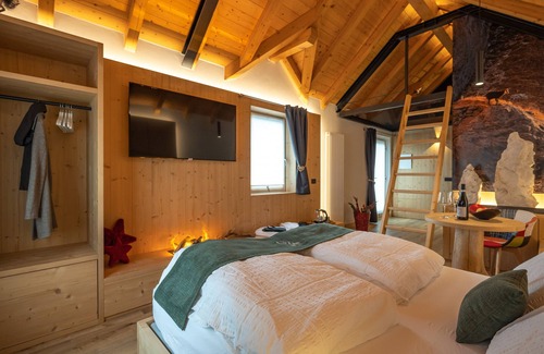 Chies d'Alpago Bed & Breakfast | TEVERONE SUITES - Room Camoscio