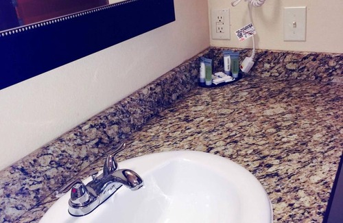 Tilden Hotel | Texan Inn and Suites Tilden