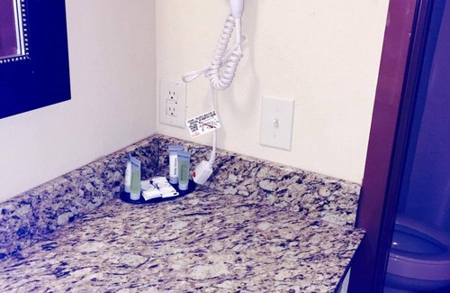 Tilden Hotel | Texan Inn and Suites Tilden