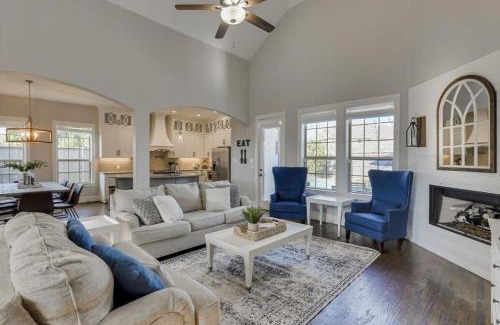 Rowlett House | Texan Sunny Oasis 5 BED Private Pool Hot tub