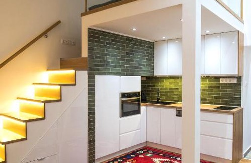 Orszagut Apartment | TGI Holiday Apartment