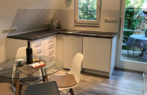 Milmersdorf House | Thatched roof vacation home🌴 at the Lübbesee boat & jetty 1300qm recreation Uckermark Templin