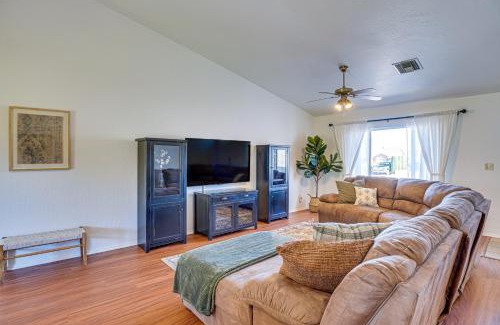 Thatcher House | Thatcher Home with Fenced Backyard 3 Mi to Downtown