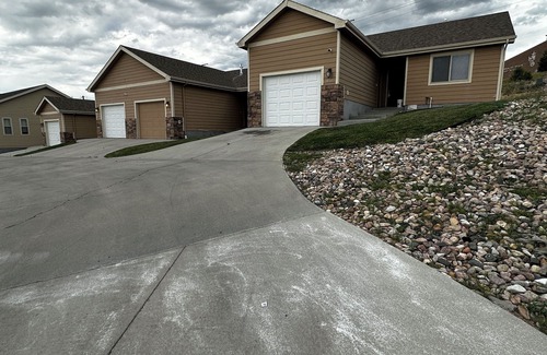 Casper Condo | The 1427 Fairdale by O.C.G.