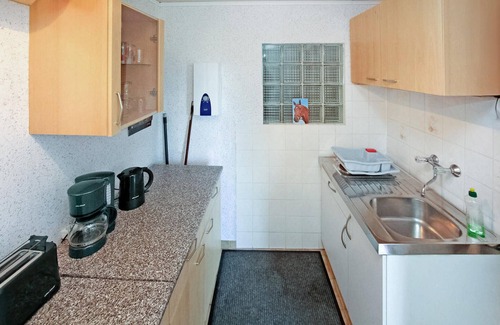 Liepgarten House | The 55 m² holiday home is located on a separate garden plot (approx.