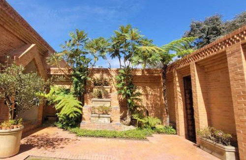 Cota Ski Chalet | The Abbey - Country House