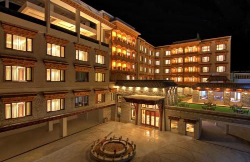 Leh Hotel | The Abduz
