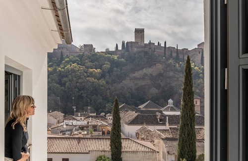 San Pedro Apartment | The Alhambra Dream