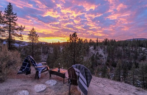 Gold Mountain House | The Alpine Vista | Pets | Couples | Golf | Nakoma