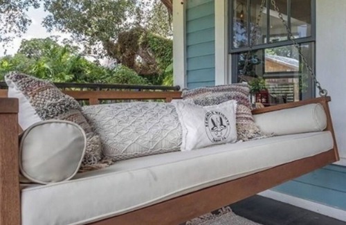 South Seminole Heights House | The “Amanda House” historic 1926 restored beauty 5 minutes from Armature Works