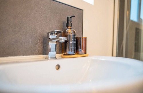 Denain Apartment | The amber workshop