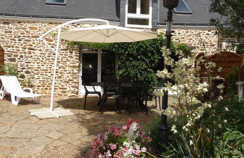 Pleugriffet Cottage | The Annexe: renovated house, heated pool, accommodation for 4 people