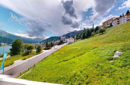 St. Moritz Apartment | The apartment is located in a prime location on the famous Via Serlas in St.