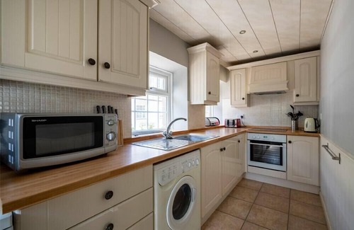 Waren Mill Cottage | THE ARCHES, pet friendly, with open fire in Bamburgh
