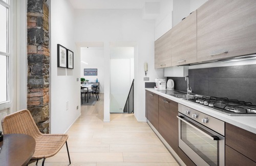 Trieste Old Town Apartment | The Architect - Exclusive Loft in Ponteroso