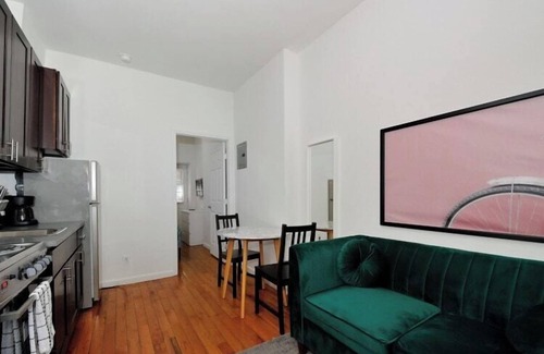 Central Park South Apartment | The Arthur Vibe 8666