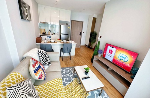Chang Khlan Apartment | The Astra Sky River ChIang Mai