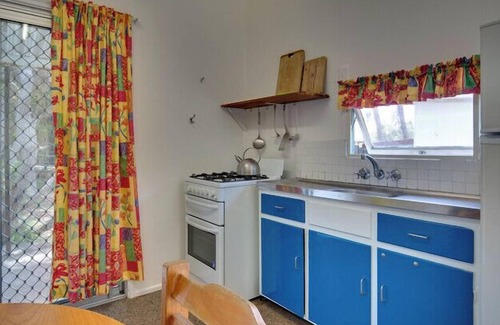 Happy Valley Cottage | ☀️🎣🐠🎣☀️The Cottage Don't Feel Like Camping? Happy Valley