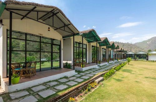 Paliyal Gaon Hotel | The Ayali Riverside Resort