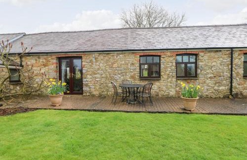 Tenby House | The Barn at Harrolds Farm