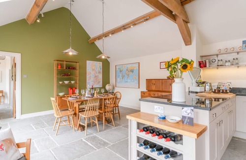 Callow Hill House | The Barn at Kington Grange - sleeps 6 guests in 3 bedrooms