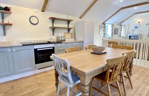 St Minver Apartment | The Barn - barn conversion 10 minutes from Rock with parking