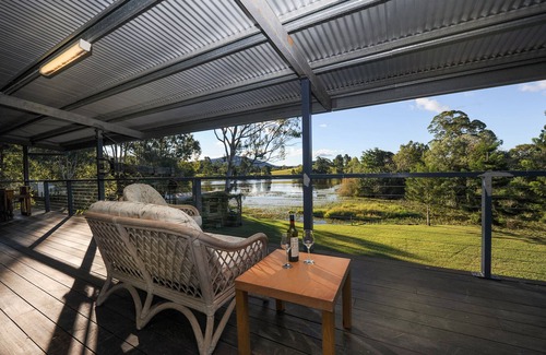 Mount Samson House | The Barn Loft - Dormitory - Style Accommodation