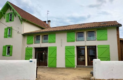 Saubrigues Apartment | The barn of Pintouquet consists of four apartments and a studio.