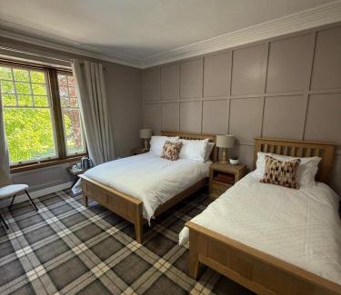 Ballater Hotel | The Barrel