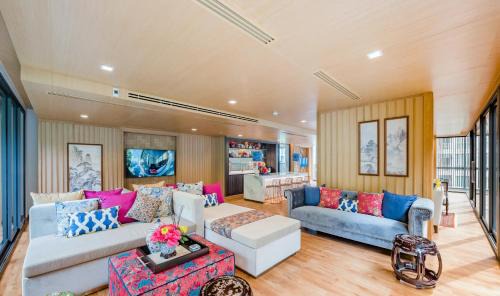 Phuket Apartment | The Base Central Phuket-B20W
