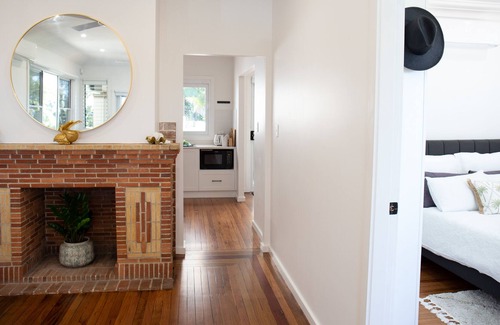 Bateau Bay House | THE BAY - Private couples escape opposite the beach with ocean views and a pool