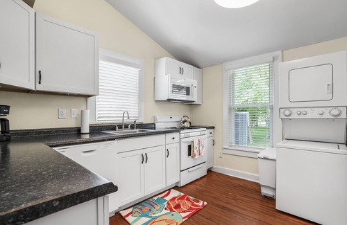 Cape Charles House | The Beach Peach - Downtown location with new charm!