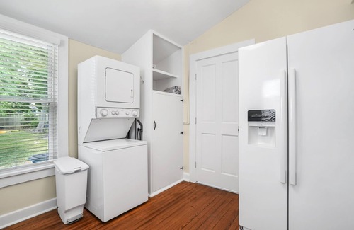 Cape Charles House | The Beach Peach - Downtown location with new charm!