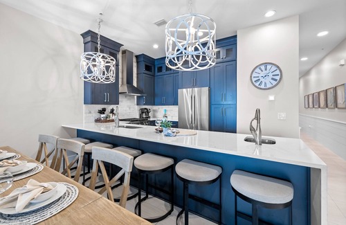 Crystal Beach House | The Beachfront Haven|Private Beach Access|Gulf Front Villa with Rooftop Pool
