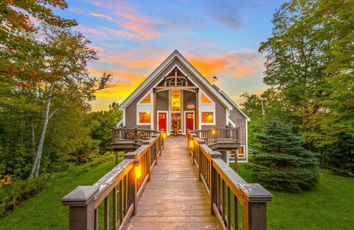 Stratton Mountain House | The Bear Ski House - 5 mins from Stratton Mountain