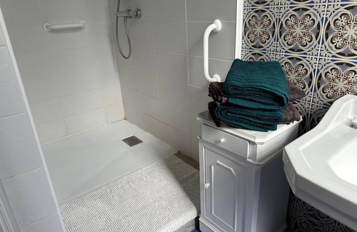 Bastide Saint-Louis Apartment | THE BEARDED SUITE