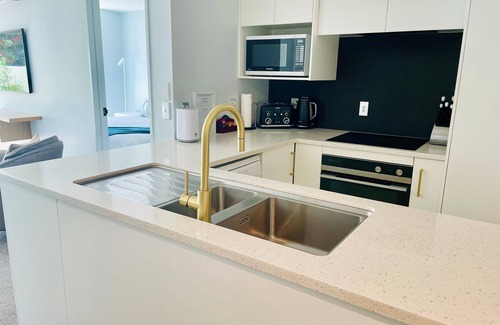 Mount Maunganui Hotel | The Beaumont Apartments