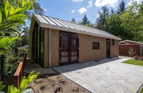 Municipality of Rhenen House | The beautiful Eco Cottage Comfort has unique furnishings and a large garden.