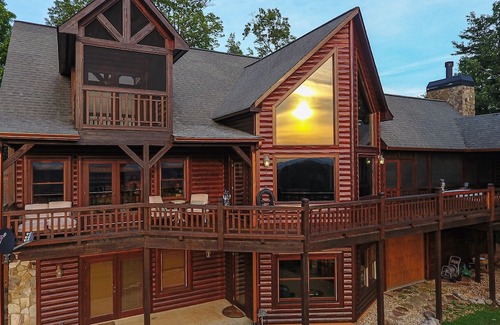Blue Ridge Cabin | THE BEST FOR US Elegant Rustic Mountain Top Rental in Deer Crest with Spectacular Sunset and View.