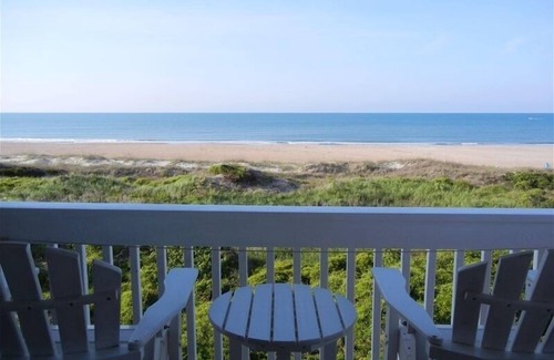 Morehead City Condo | The Best Oceanfront View at "A Place at the Beach!"